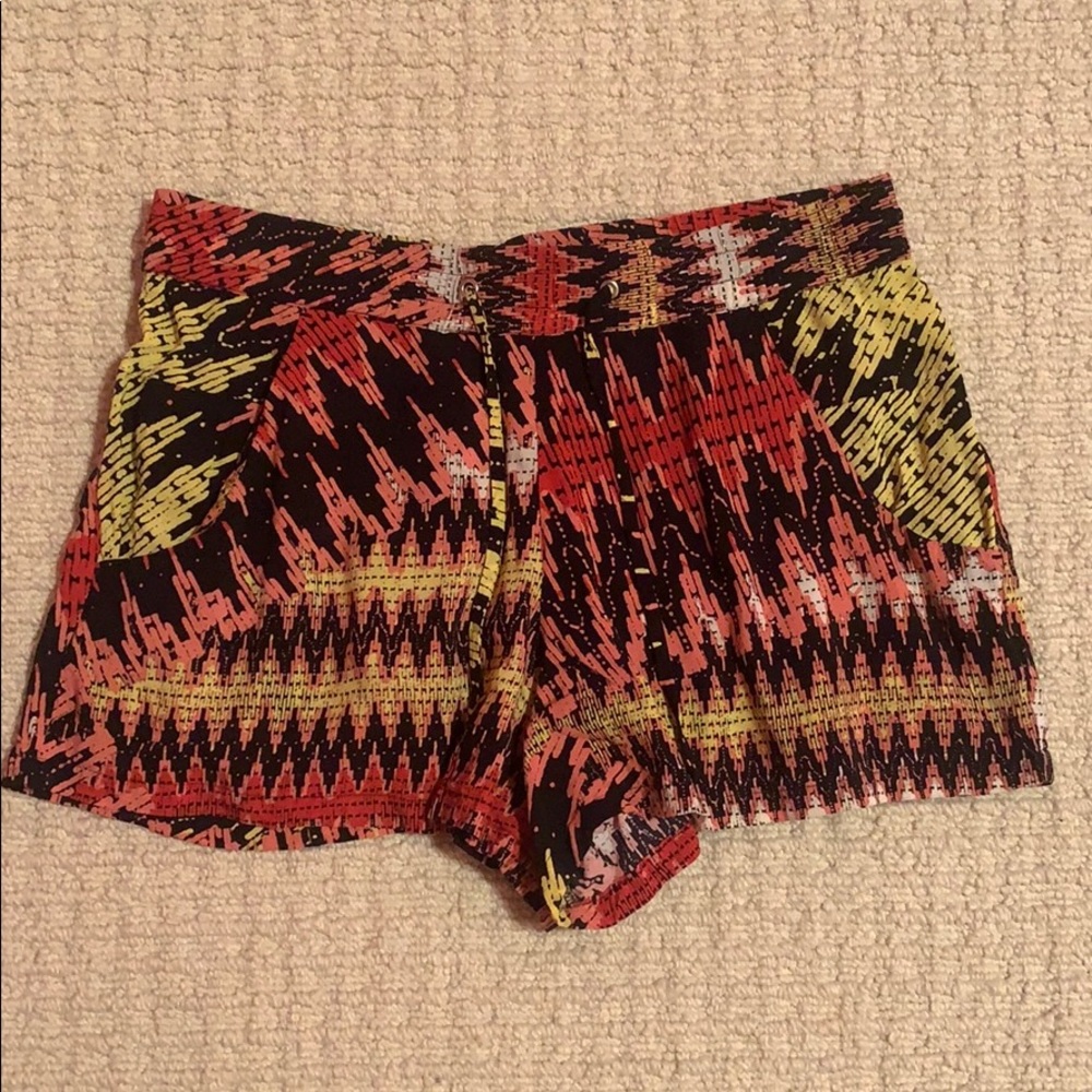 Zig zag pattered shorts